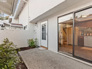 Photo #3: 24486254 Listing 