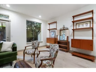 Photo #6: 24486545 Listing