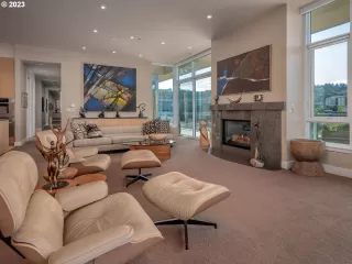 Photo #3: 24486885 Listing 