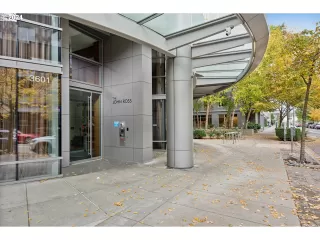 Photo #1: 24487052 Listing