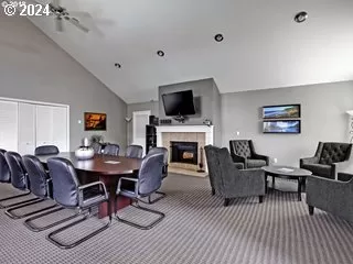 Photo #3: 24487215 Listing