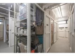 Photo #4: 24487418 Listing 