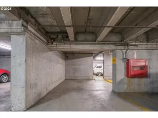 Photo #6: 24487418 Listing 