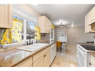 Photo #1: 24488196 Listing 