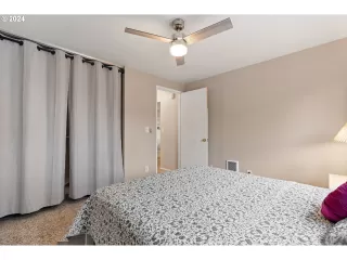 Photo #5: 24488196 Listing 