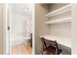 Photo #6: 24488196 Listing 