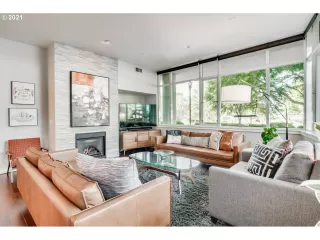 Photo #2: 24491278 Listing