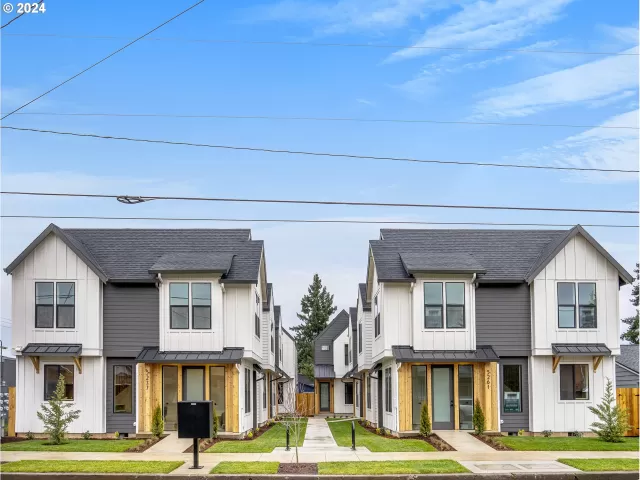 MLS: 24494282 Condo For Sale