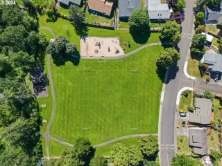 Photo #3: 24496137 Listing 