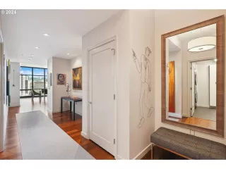 Photo #2: 24496203 Listing 