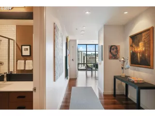 Photo #3: 24496203 Listing 