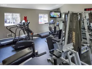 Photo #2: 24496975 Listing