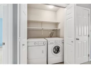 Photo #5: 24496975 Listing