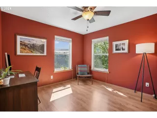 More Details about MLS # 24497018 : 8735 SE 17TH AVE