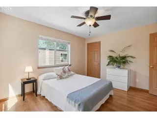 Photo #3: 24497018 Listing