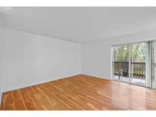 Photo #3: 24497195 Listing 