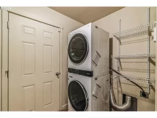 Photo #3: 24497529 Listing 