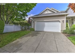 Photo #2: 24498827 Listing