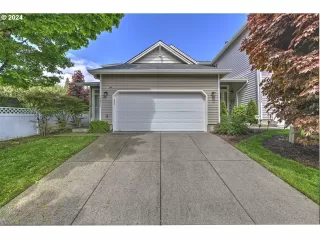 Photo #3: 24498827 Listing