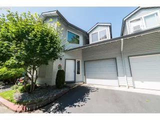 More Details about MLS # 24500418 : 7509 NE VANCOUVER MALL DR B9