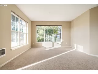 Photo #2: 24501254 Listing 