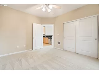 Photo #5: 24501254 Listing 