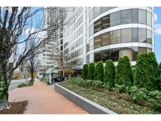 Photo #2: 24507715 Listing 