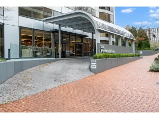 Photo #4: 24507715 Listing 