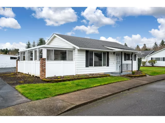 MLS: 24509409 Condo For Sale