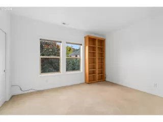 Photo #2: 24511261 Listing 