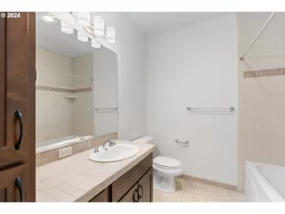 Photo #3: 24511261 Listing 