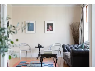 Photo #3: 24511400 Listing