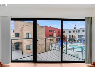 Photo #3: 24511502 Listing 