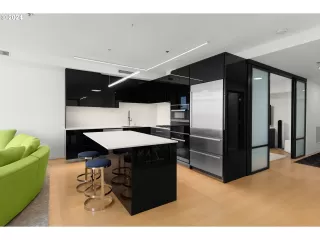 Photo #4: 24511727 Listing 