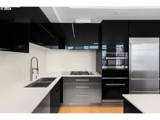 Photo #5: 24511727 Listing 