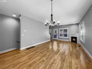 Photo #2: 24511894 Listing 