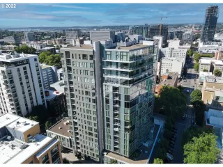 Photo #1: 24512261 Listing