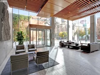 Photo #3: 24512261 Listing