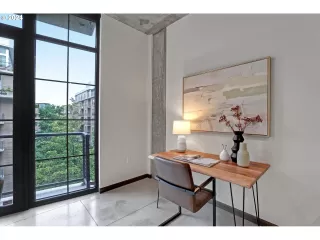 Photo #4: 24512746 Listing