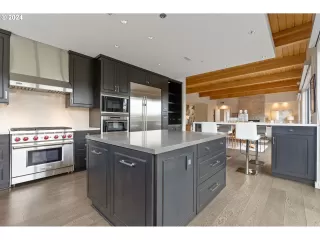 Photo #4: 24512845 Listing 