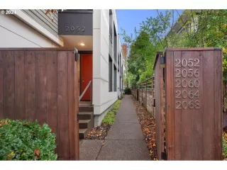 Photo #1: 24515817 Listing 