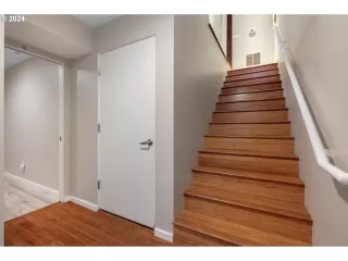 Photo #4: 24515817 Listing 