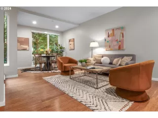 Photo #5: 24515817 Listing 