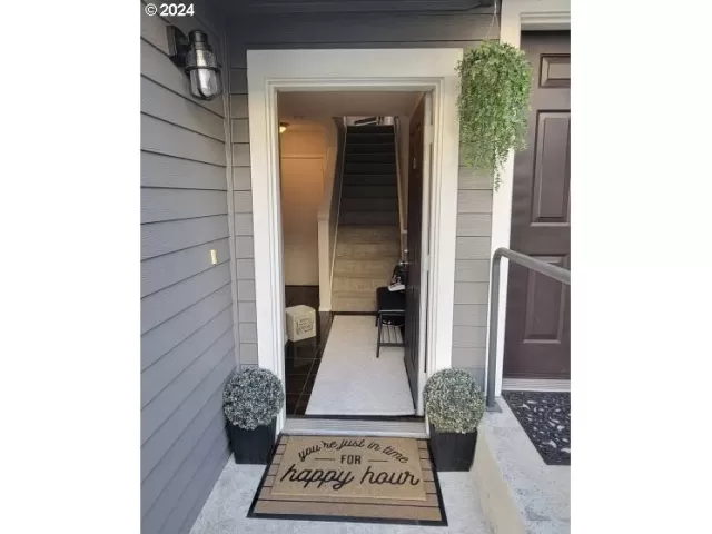 MLS: 24516034 Condo For Sale