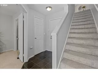 Photo #2: 24516034 Listing 