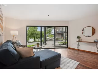 Photo #2: 24517970 Listing