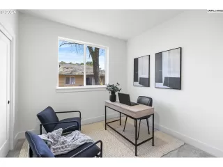 Photo #5: 24519585 Listing