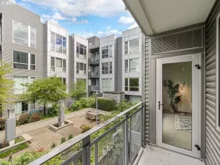 Photo #5: 24519916 Listing