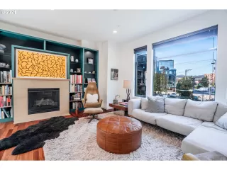 Photo #2: 24519940 Listing 