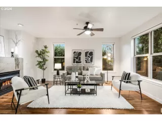 Photo #4: 24520850 Listing